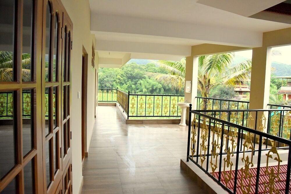 Jungle Palace *