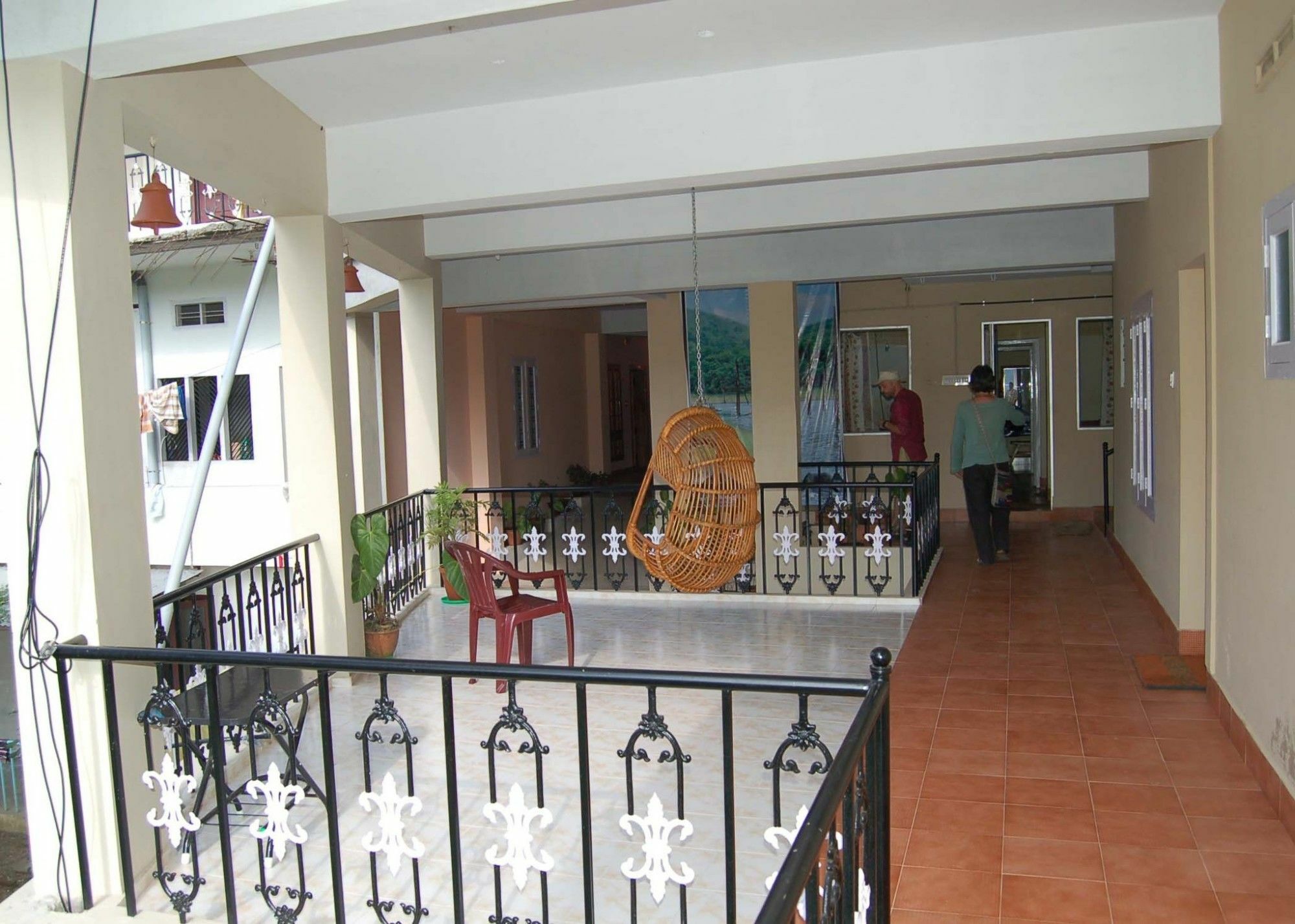 Jungle Palace Homestay