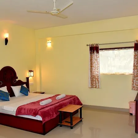 Jungle Palace Homestay Thekkady Room photo